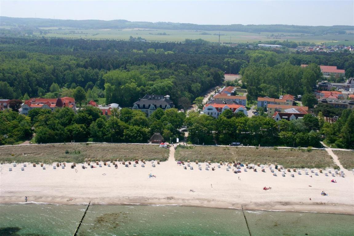 Am Weststrand Aparthotel Kuehlungsborn Exterior photo