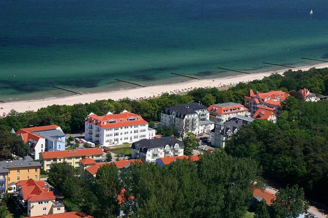 Am Weststrand Aparthotel Kuehlungsborn Exterior photo
