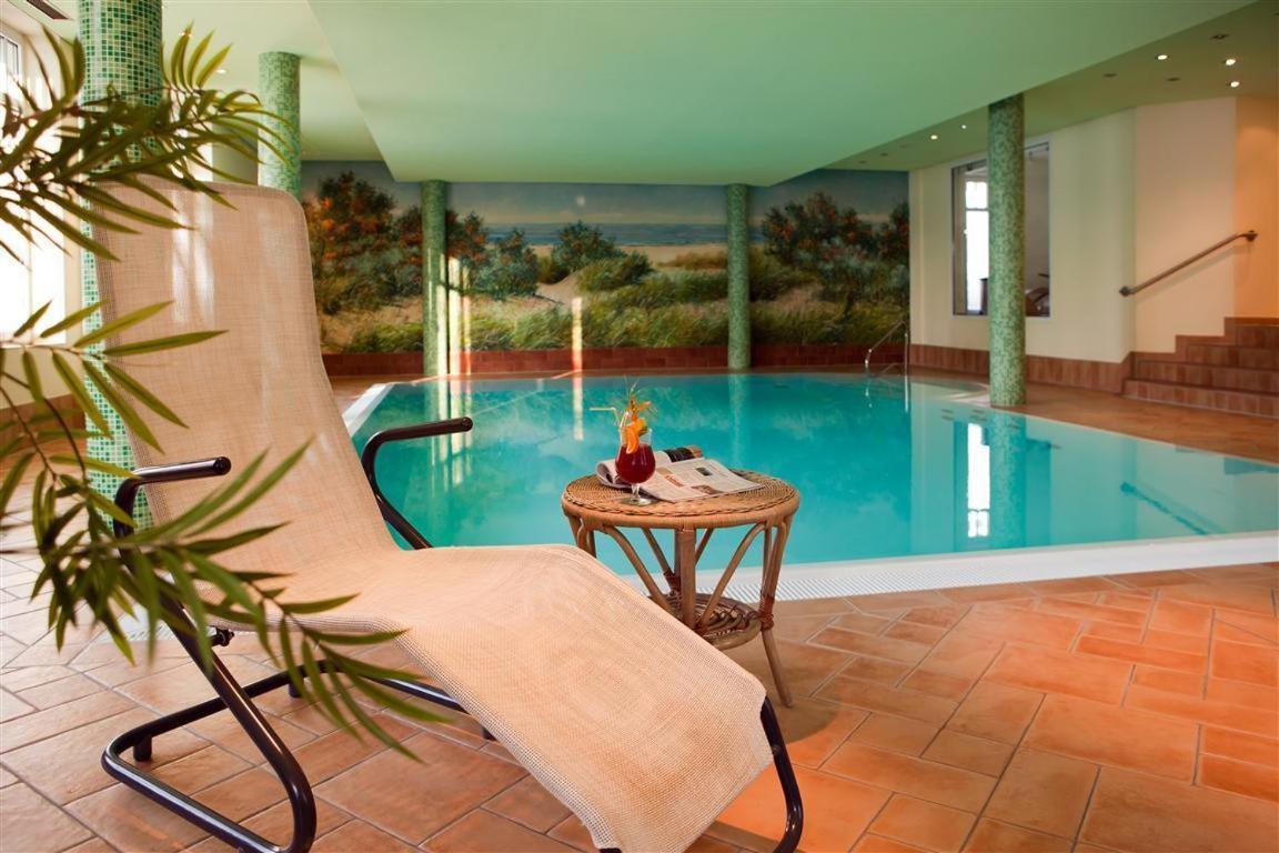 Am Weststrand Aparthotel Kuehlungsborn Exterior photo