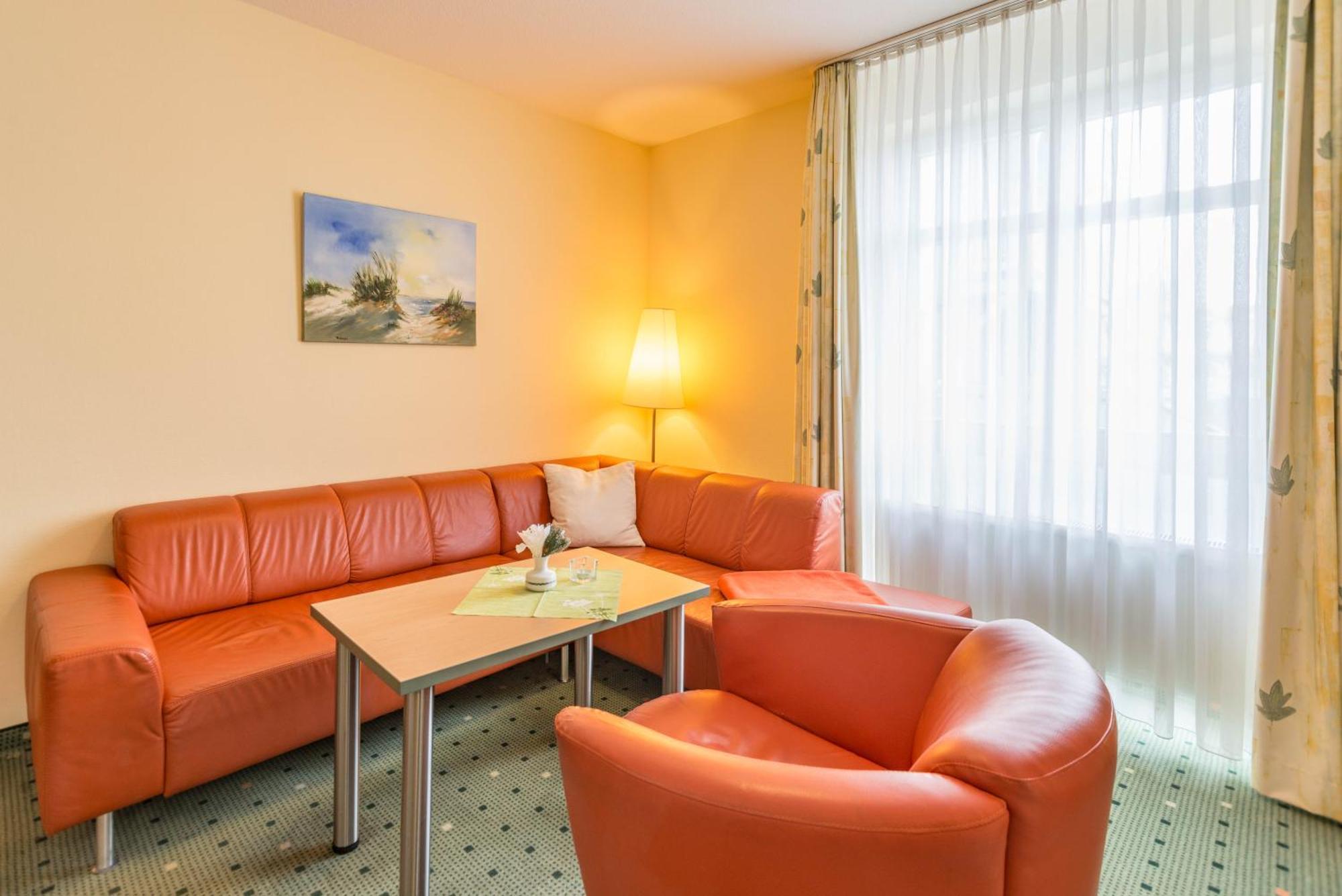 Am Weststrand Aparthotel Kuehlungsborn Exterior photo