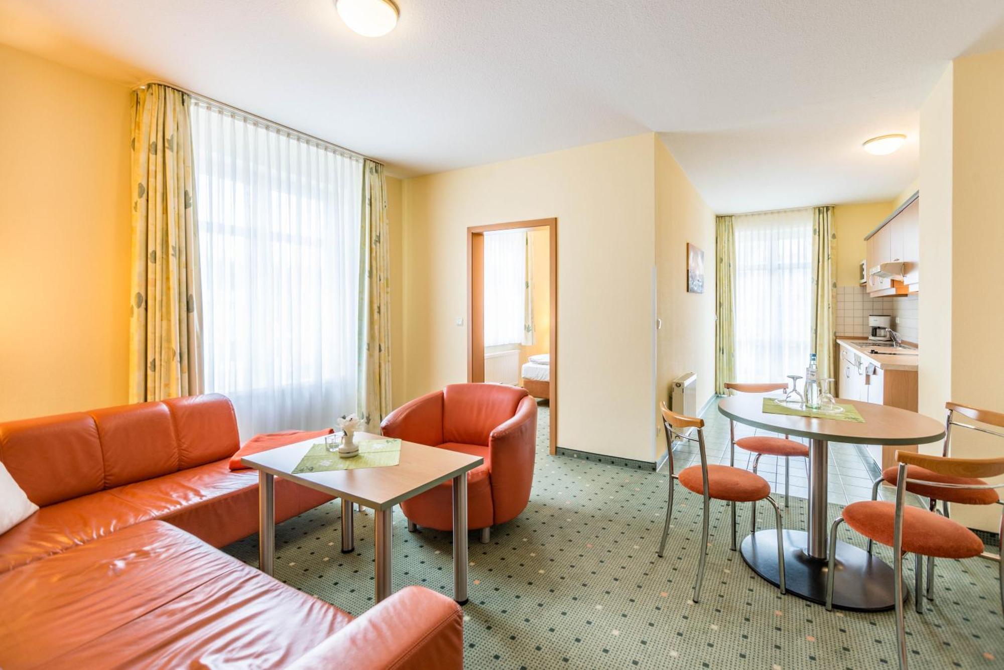 Am Weststrand Aparthotel Kuehlungsborn Exterior photo