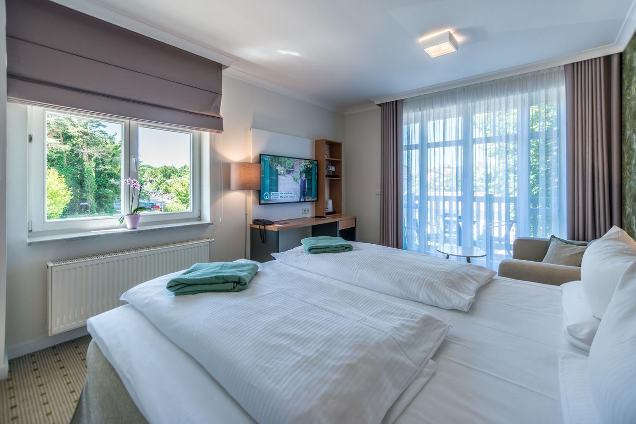 Am Weststrand Aparthotel Kuehlungsborn Exterior photo