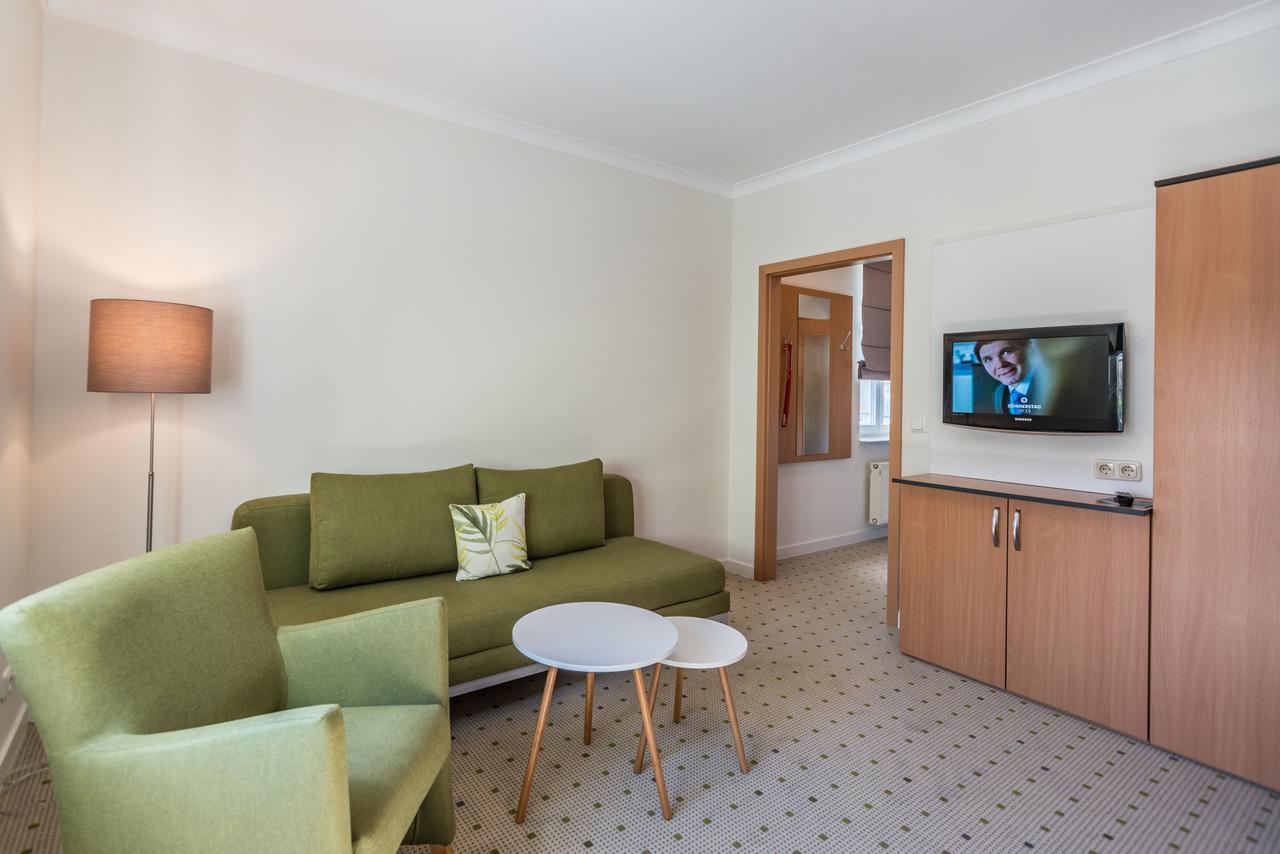Am Weststrand Aparthotel Kuehlungsborn Exterior photo