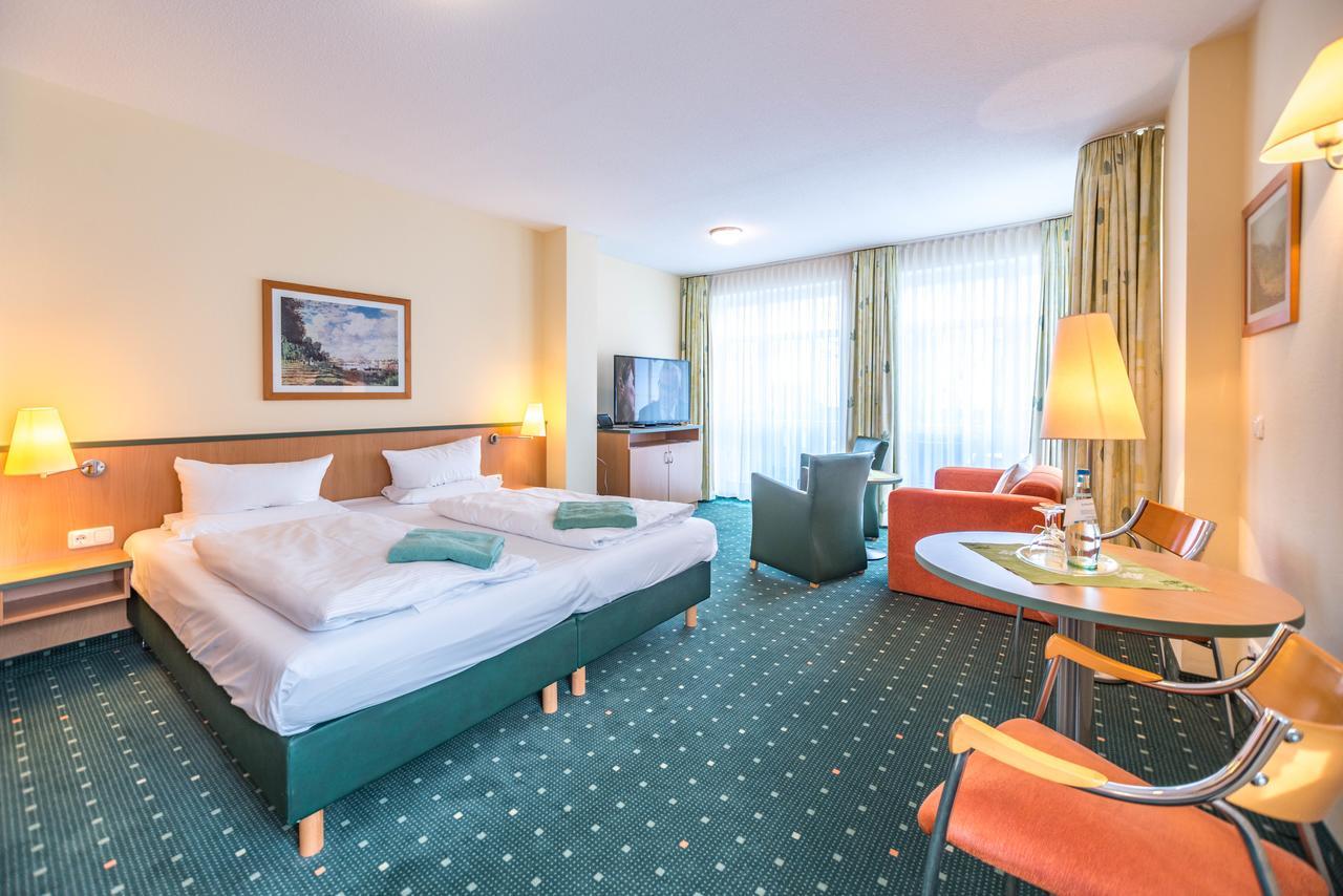 Am Weststrand Aparthotel Kuehlungsborn Exterior photo