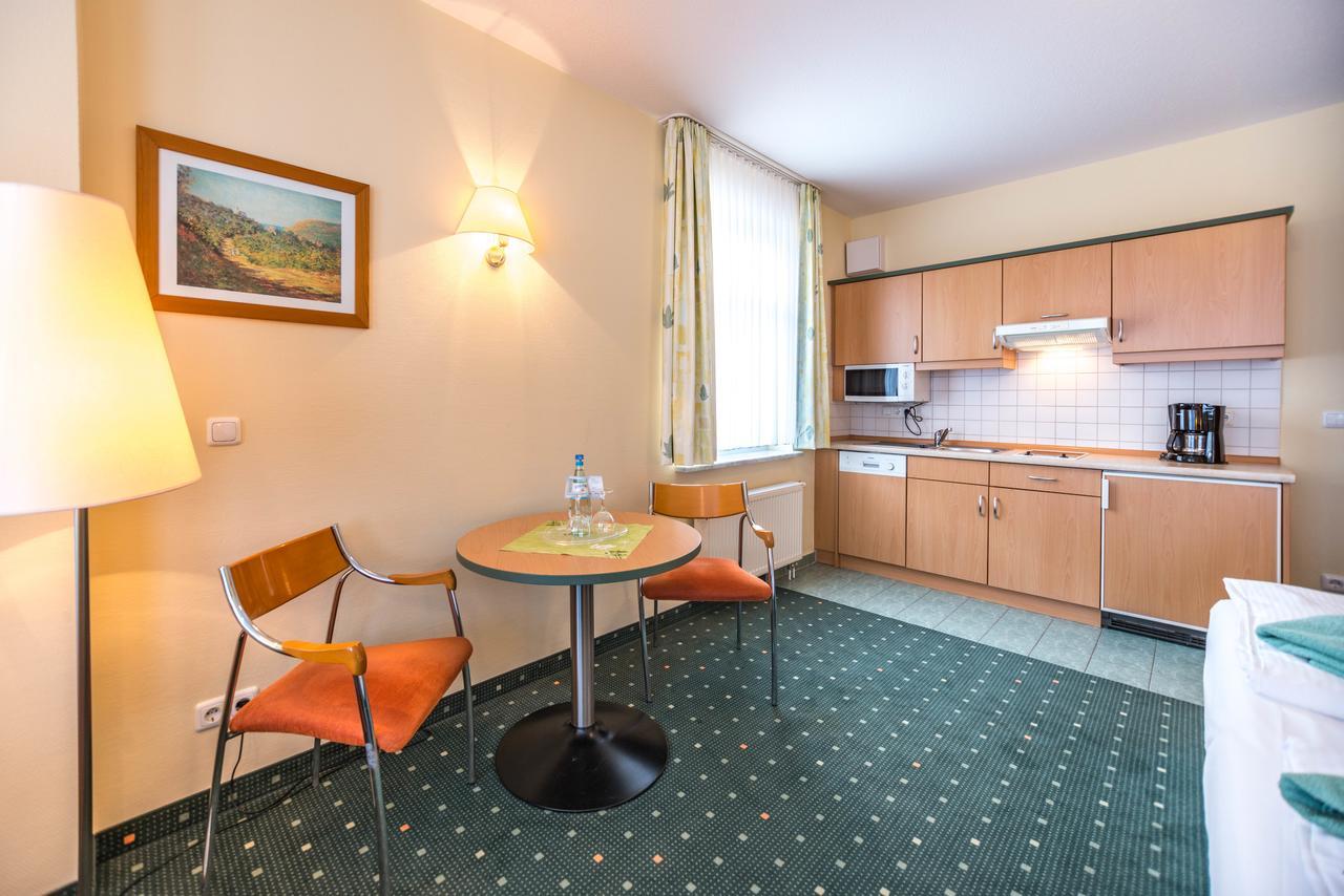 Am Weststrand Aparthotel Kuehlungsborn Exterior photo