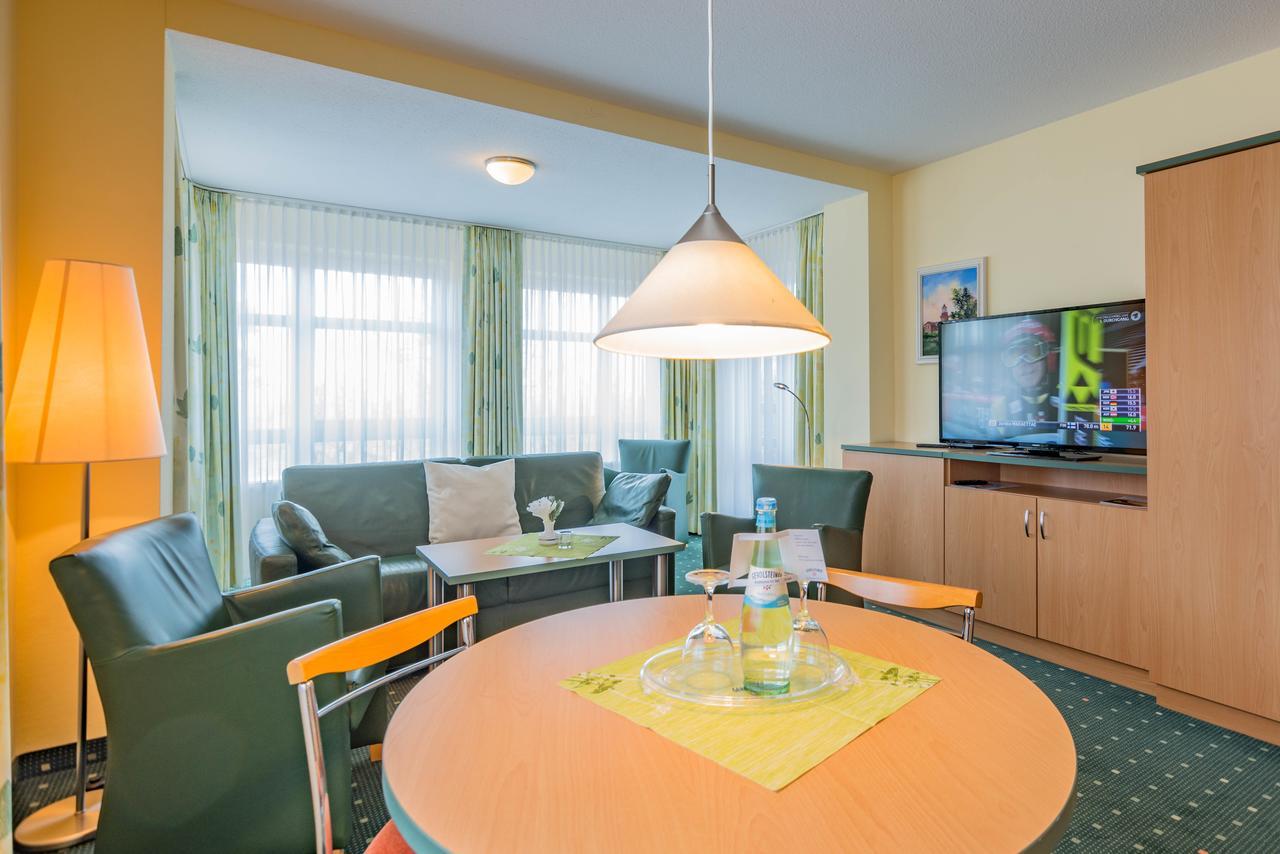 Am Weststrand Aparthotel Kuehlungsborn Exterior photo