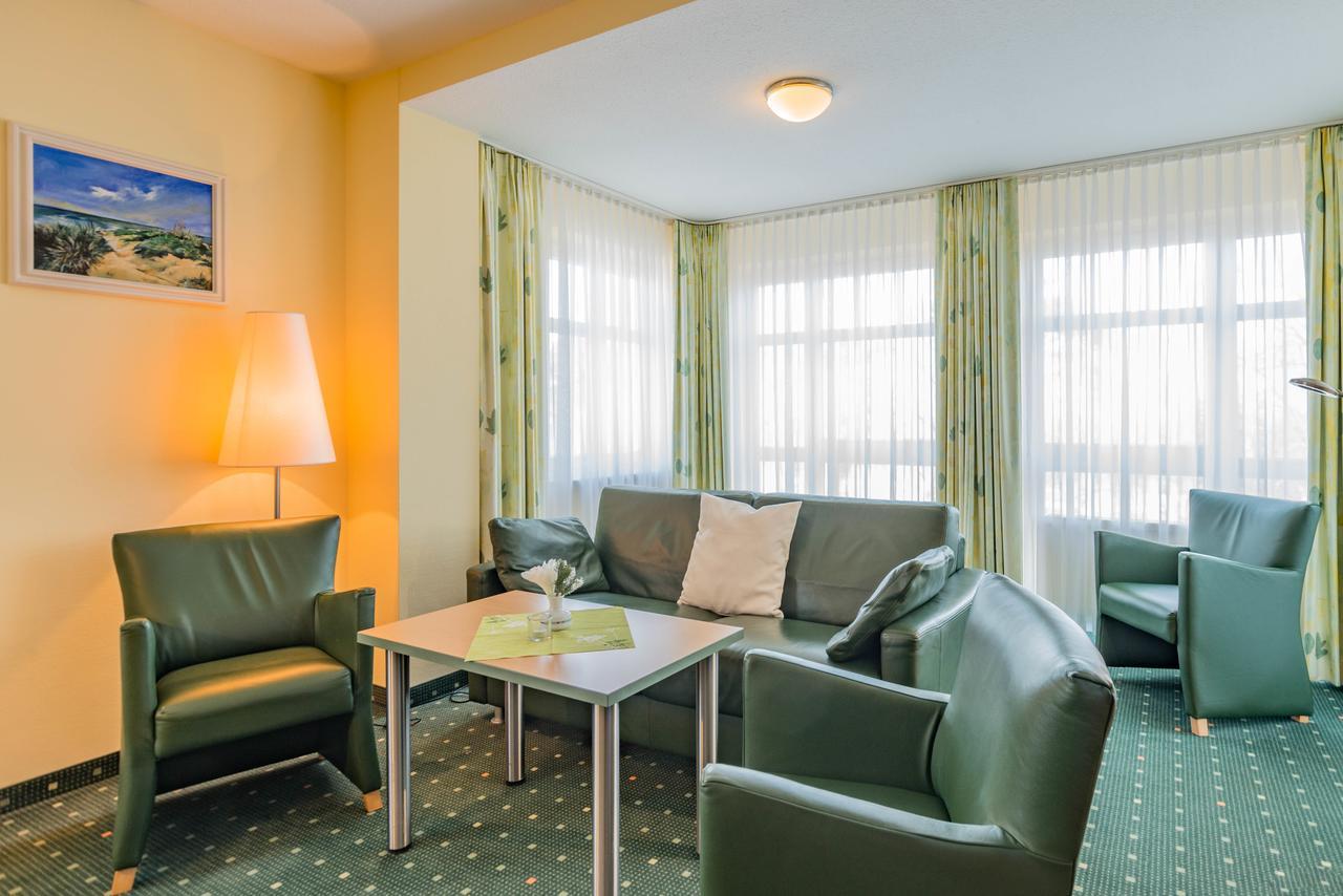 Am Weststrand Aparthotel Kuehlungsborn Exterior photo
